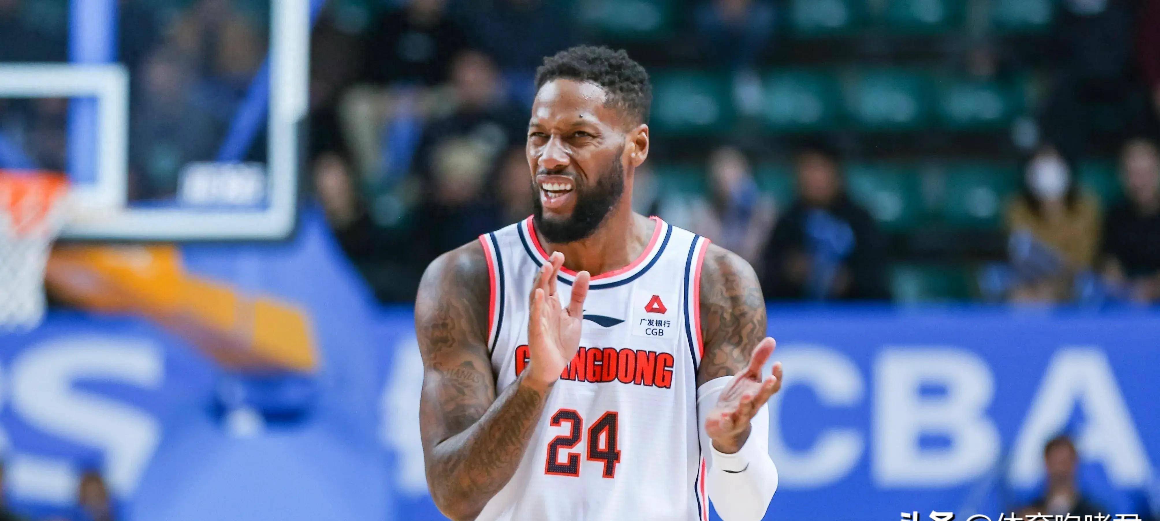 今夜勒沃库森备战CBA季后赛，单刀错失细节曝光，质疑声仍在，年轻球员得到机会的简单介绍