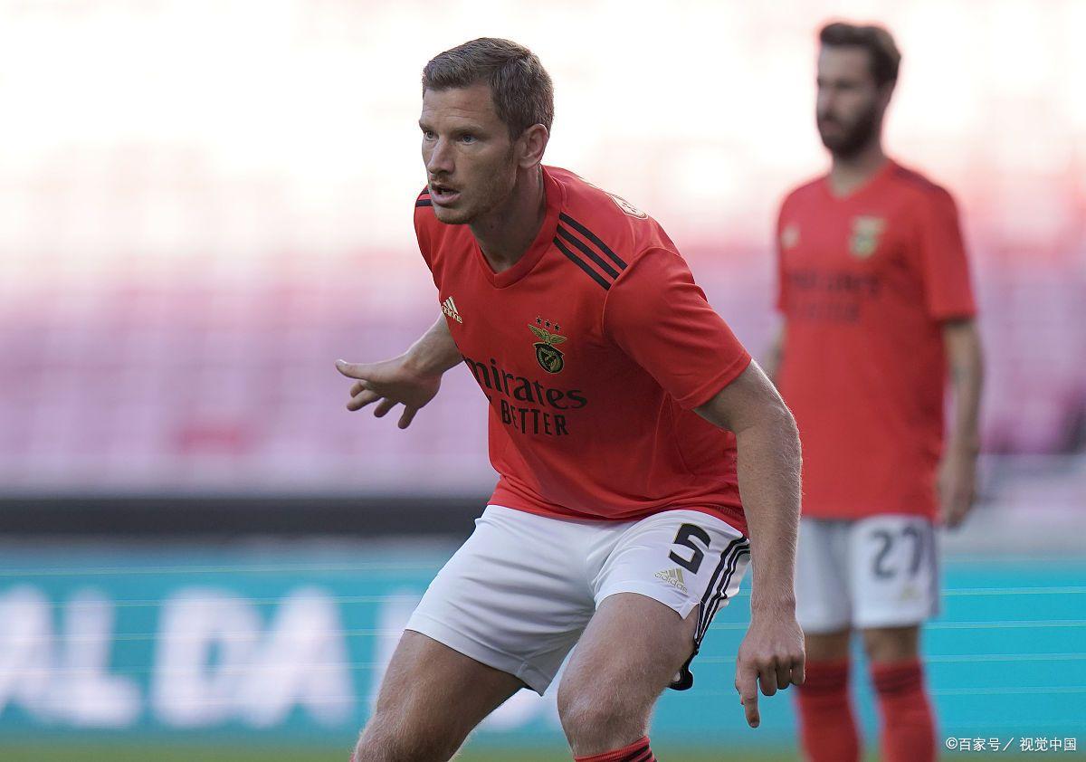 九游体育-包含今晚法甲传出新动向,本菲卡更衣室发声,管理层表态:气氛紧张,训练强度明显提升的词条 九游体育-包含今晚法甲传出新动向,本菲卡更衣室发声,管理层表态:气氛紧张,训练强度明显提升的词条