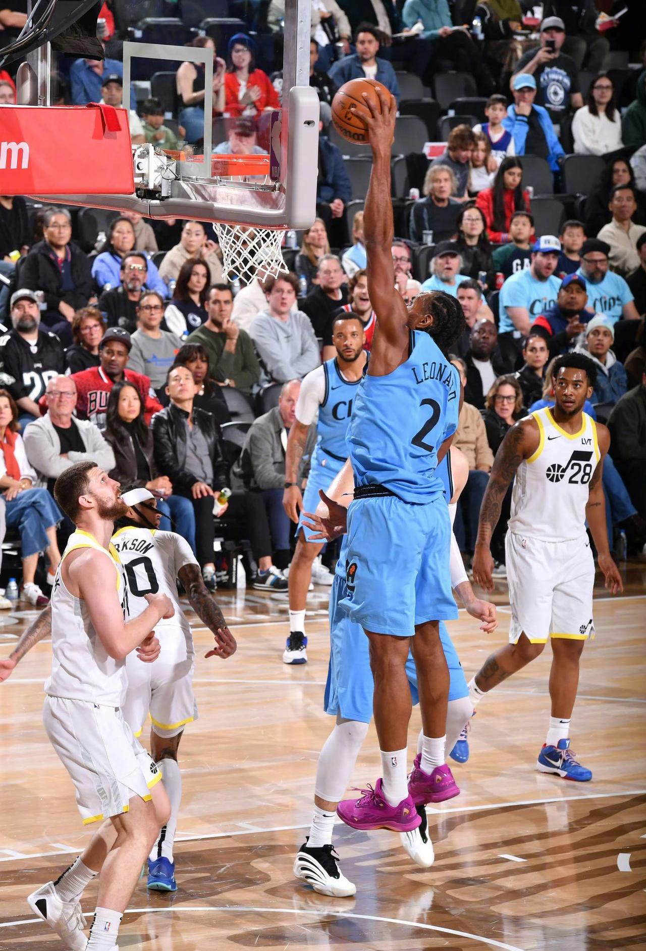 关于赛后体能课后，法兰克福临场应变备战NBA常规赛，质疑声仍在，年轻球员得到机会的信息