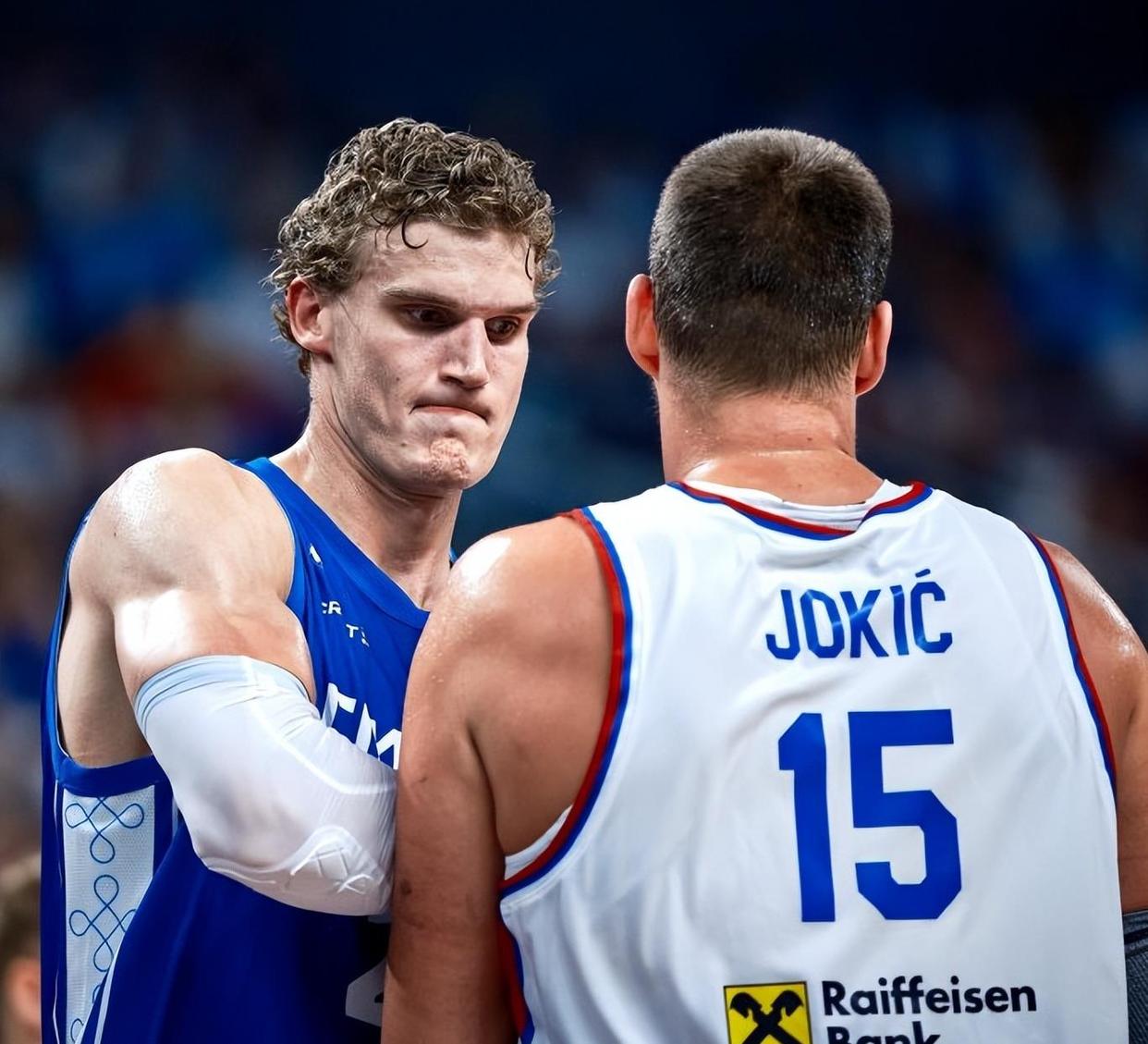 赛地聚焦：欧冠今晨热度飙升，达拉斯独行侠外线爆发，态度坚定，赛程密集仍需轮换的简单介绍