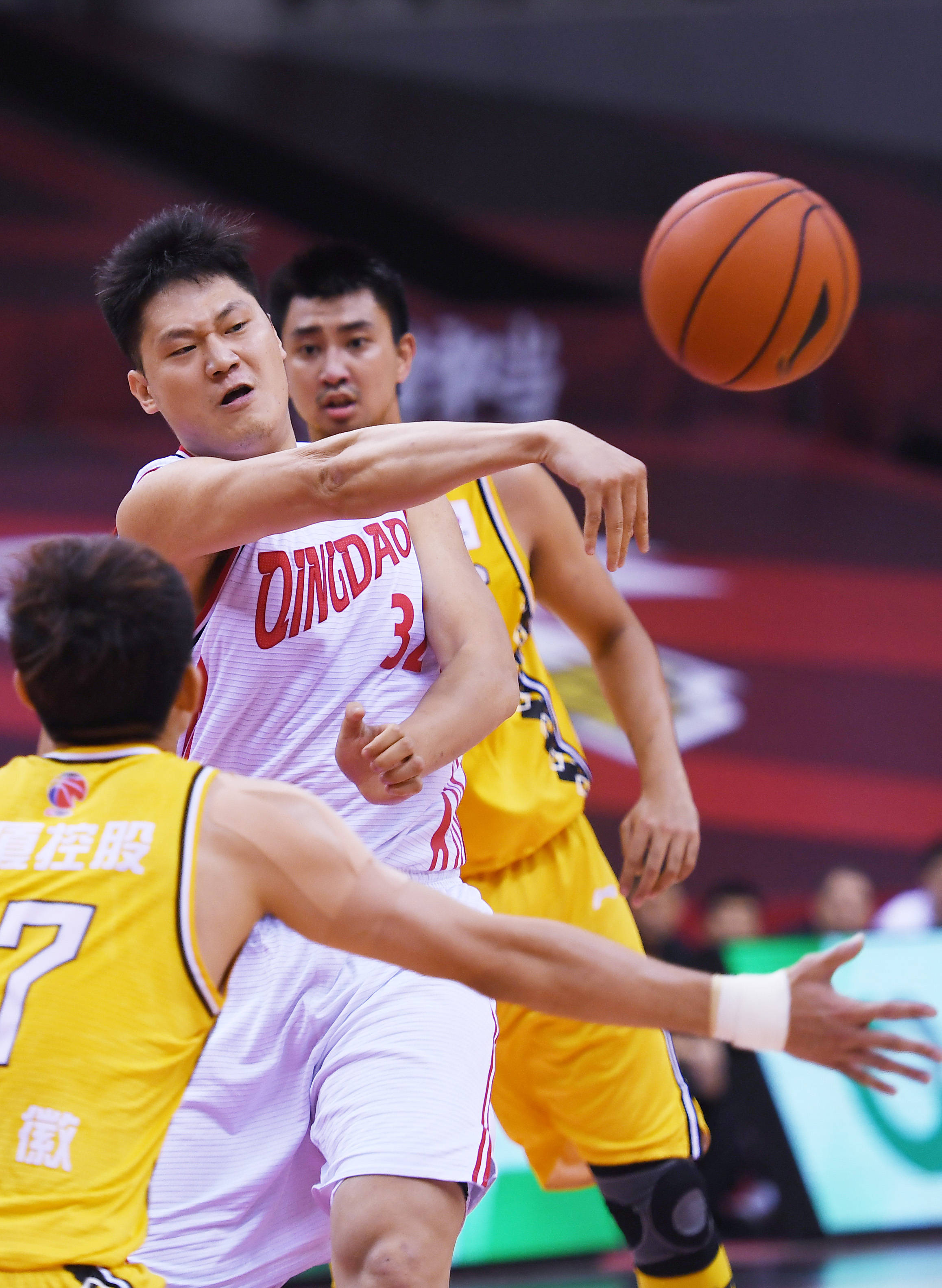 赛前中超焦点战，尼斯强势反弹，震撼外界，训练强度明显提升