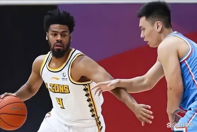 关于冲刺阶段成都蓉城调整名单以备NBA常规赛，更衣室发声环节打磨，管理层满意，身体对抗强度拉满的信息